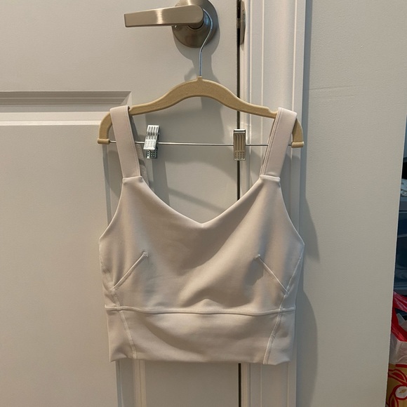 NWOT Lululemon Wunder Train Straight Strap Tank in Bone size 2 - Picture 3 of 5
